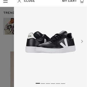 Veja tennis shoes size 7